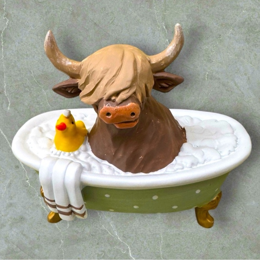 Adorable Highland Cow Bath Toy with Rubber Duck